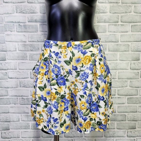 Vintage 90s Paris Blues Blue Yellow Floral Pleated High Waisted Flowy Shorts - Picture 1 of 7